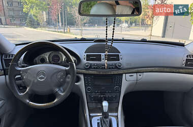 Седан Mercedes-Benz E-Class 2003 в 