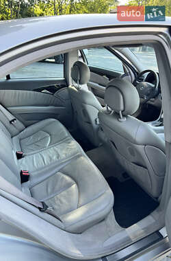 Седан Mercedes-Benz E-Class 2003 в 