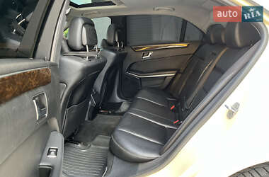 Седан Mercedes-Benz E-Class 2011 в 