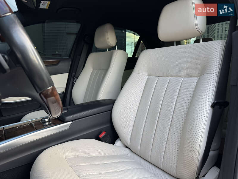 Седан Mercedes-Benz E-Class 2015 в Киеве