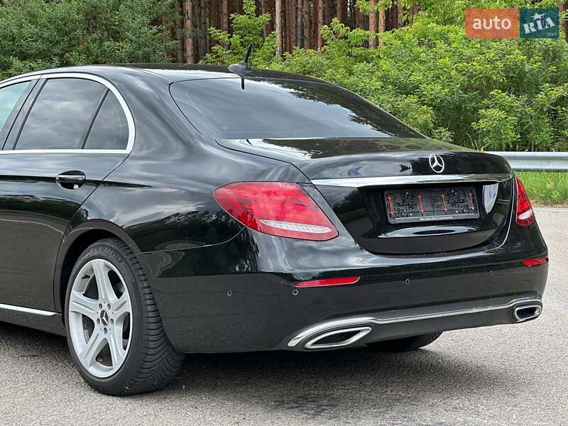 Седан Mercedes-Benz E-Class 2018 в Луцьку