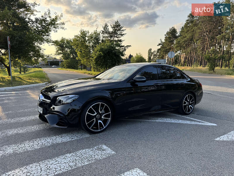 Седан Mercedes-Benz E-Class 2018 в Киеве