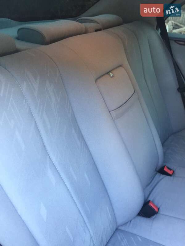 Седан Mercedes-Benz E-Class 2000 в Івано-Франківську