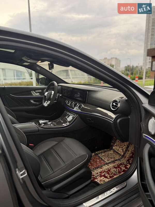 Седан Mercedes-Benz E-Class 2018 в Киеве