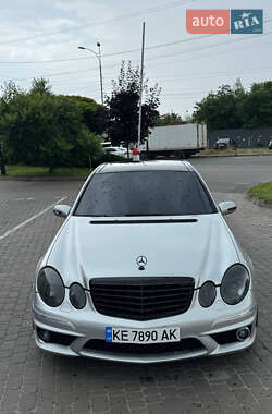 Седан Mercedes-Benz E-Class 2002 в Києві