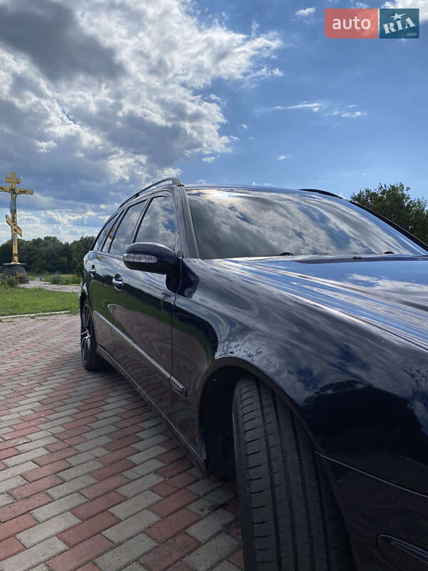 Универсал Mercedes-Benz E-Class 2005 в Киеве фото 17 Универсал Mercedes-Benz E-Class 2005 в Киеве