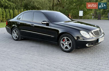 Седан Mercedes-Benz E-Class 2005 в 