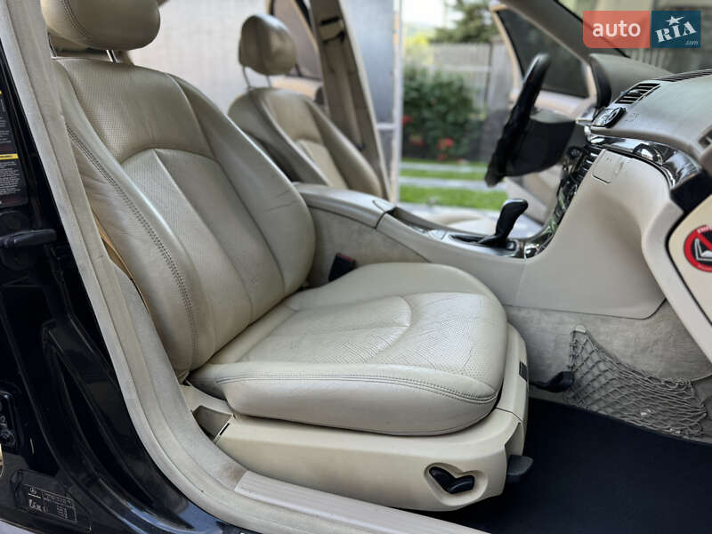 Седан Mercedes-Benz E-Class 2002 в Сваляве