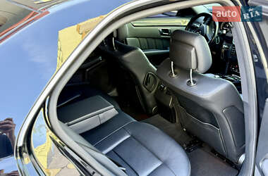 Седан Mercedes-Benz E-Class 2012 в 