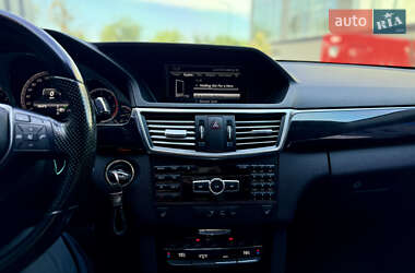 Седан Mercedes-Benz E-Class 2012 в 