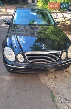 Седан Mercedes-Benz E-Class 2002 в Одессе