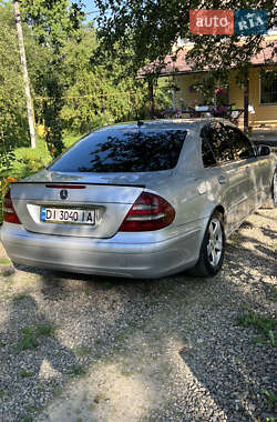 Седан Mercedes-Benz E-Class 2002 в 