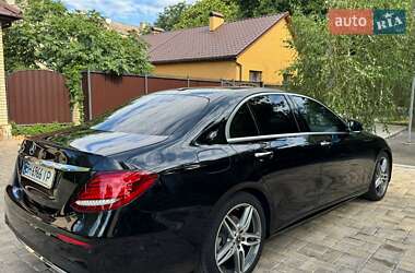 Седан Mercedes-Benz E-Class 2017 в 