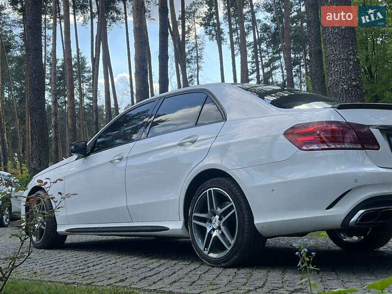 Седан Mercedes-Benz E-Class 2013 в 