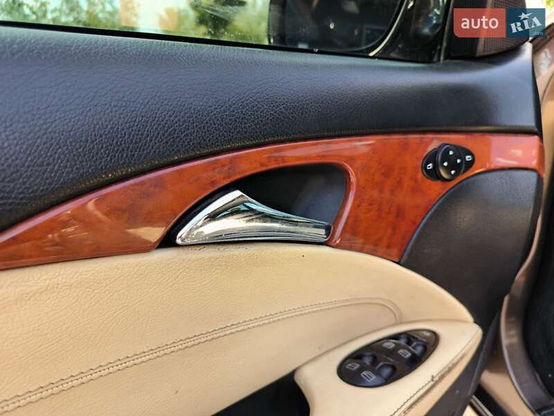 Седан Mercedes-Benz E-Class 2006 в Виноградові
