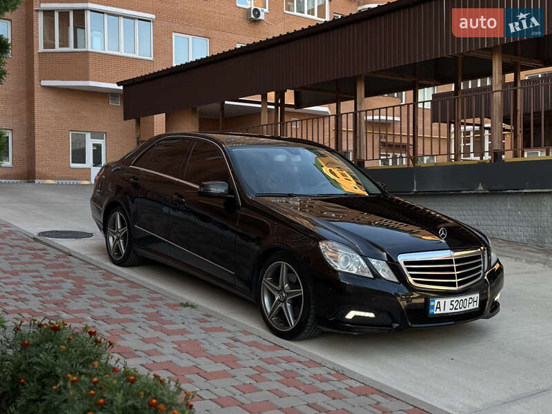 Mercedes-Benz E-Class 2009