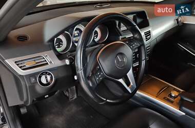Седан Mercedes-Benz E-Class 2014 в Ужгороде