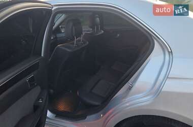Седан Mercedes-Benz E-Class 2010 в 