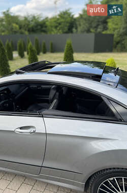 Купе Mercedes-Benz E-Class 2009 в 