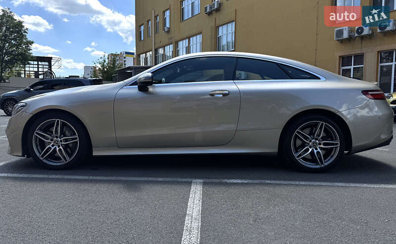 Купе Mercedes-Benz E-Class 2017 в Києві фото 6 Купе Mercedes-Benz E-Class 2017 в Києві