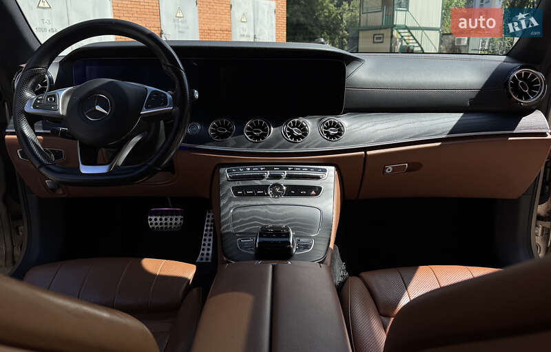 Купе Mercedes-Benz E-Class 2017 в Києві фото 15 Купе Mercedes-Benz E-Class 2017 в Києві