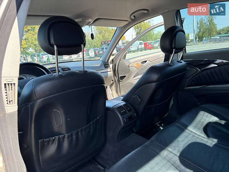Седан Mercedes-Benz E-Class 2003 в Запорожье