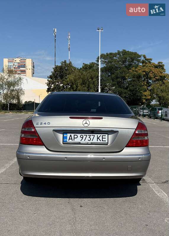 Седан Mercedes-Benz E-Class 2003 в Запорожье