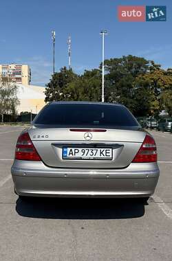 Седан Mercedes-Benz E-Class 2003 в 