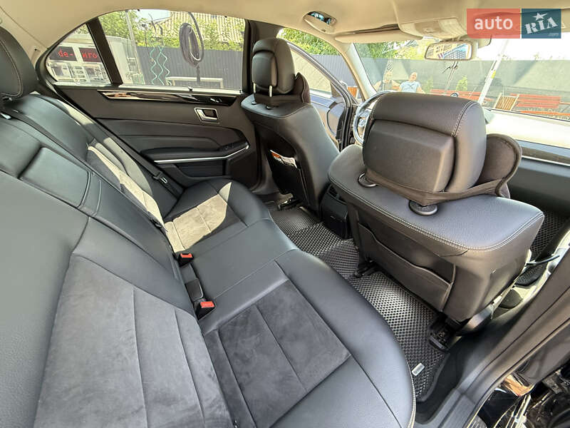 Седан Mercedes-Benz E-Class 2014 в Кропивницькому