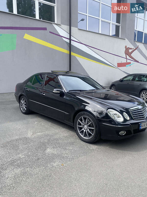 Mercedes-Benz E-Class 2002
