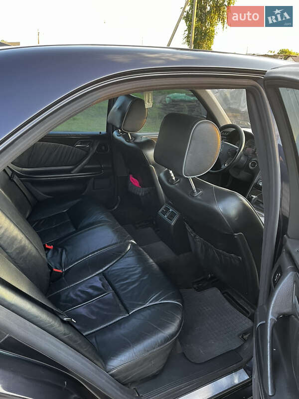 Седан Mercedes-Benz E-Class 2001 в Рожище фото 4 Седан Mercedes-Benz E-Class 2001 в Рожище