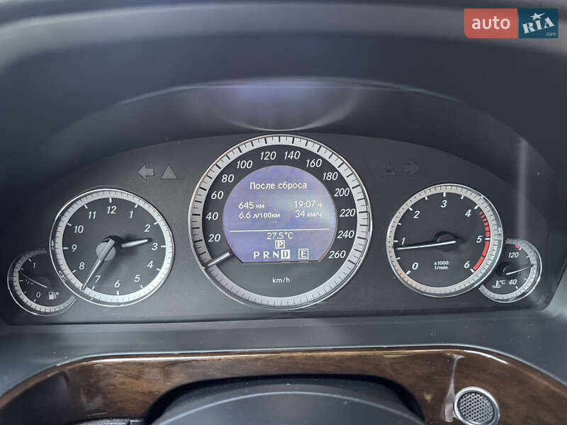 Універсал Mercedes-Benz E-Class 2010 в Ромнах