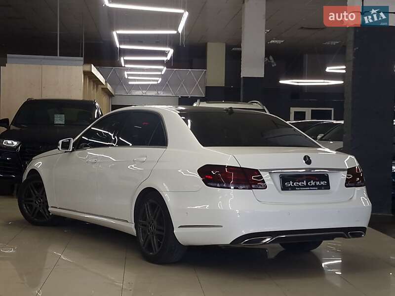 Седан Mercedes-Benz E-Class 2014 в Николаеве