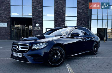 Седан Mercedes-Benz E-Class 2016 в Киеве