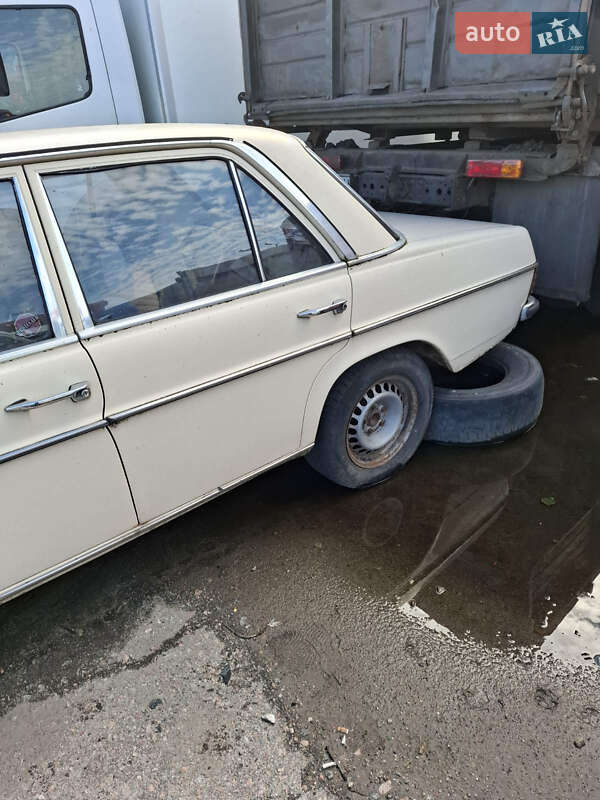 Седан Mercedes-Benz E-Class 1974 в Сумах фото 16 Седан Mercedes-Benz E-Class 1974 в Сумах