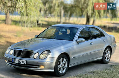 Седан Mercedes-Benz E-Class 2002 в Миколаєві