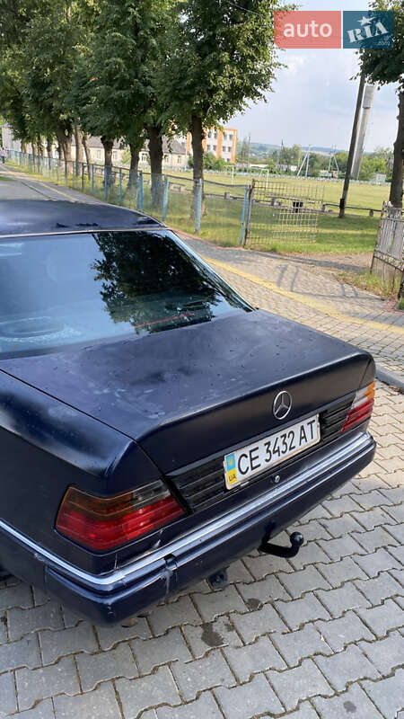 Седан Mercedes-Benz E-Class 1986 в Сокирянах
