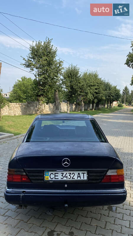 Седан Mercedes-Benz E-Class 1986 в Сокирянах
