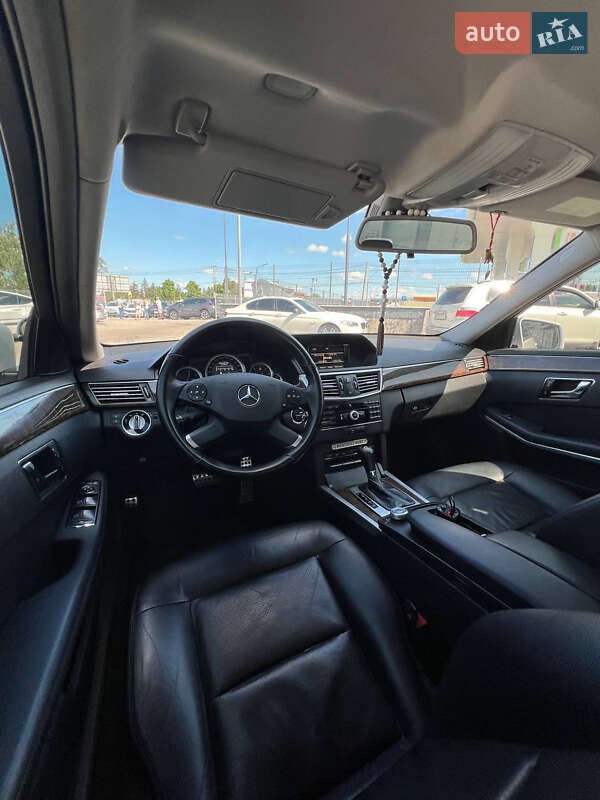 Седан Mercedes-Benz E-Class 2010 в Білій Церкві
