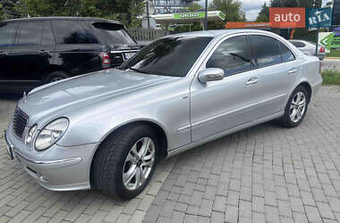 Седан Mercedes-Benz E-Class 2003 в Львові