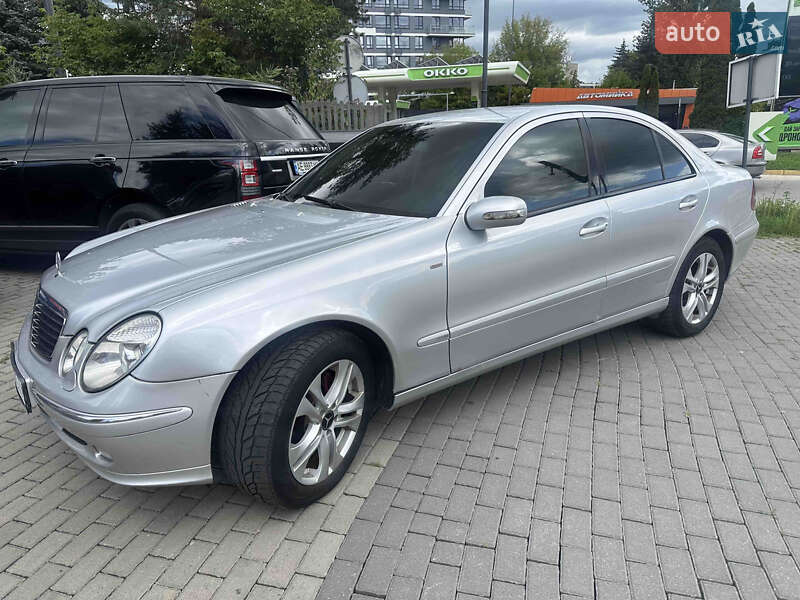 Mercedes-Benz E-Class 2003
