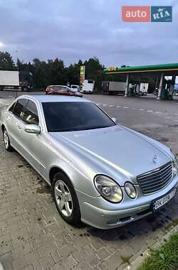 Седан Mercedes-Benz E-Class 2006 в Ровно