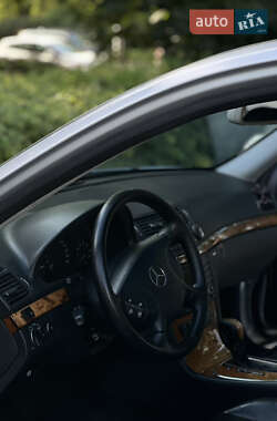 Седан Mercedes-Benz E-Class 2003 в 