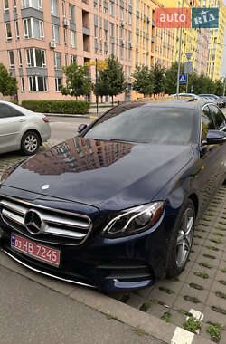 Седан Mercedes-Benz E-Class 2017 в Києві
