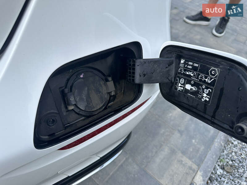 Седан Mercedes-Benz E-Class 2022 в Луцьку