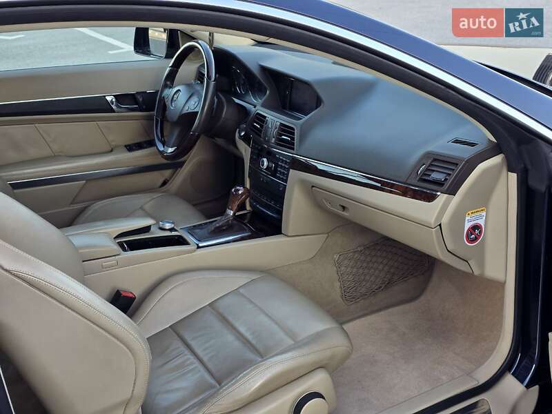 Купе Mercedes-Benz E-Class 2010 в Тернополе