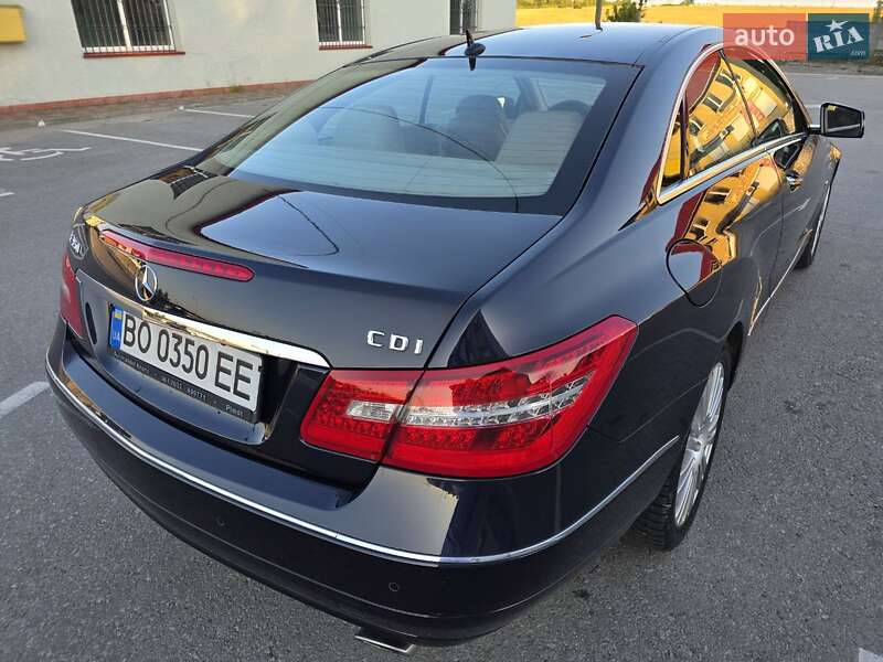 Купе Mercedes-Benz E-Class 2010 в Тернополе