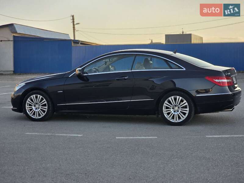Купе Mercedes-Benz E-Class 2010 в Тернополе