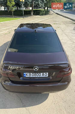 Седан Mercedes-Benz E-Class 2010 в Киеве