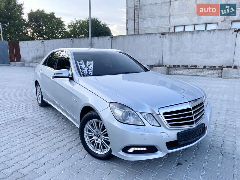 Mercedes-Benz E-Class 2010
